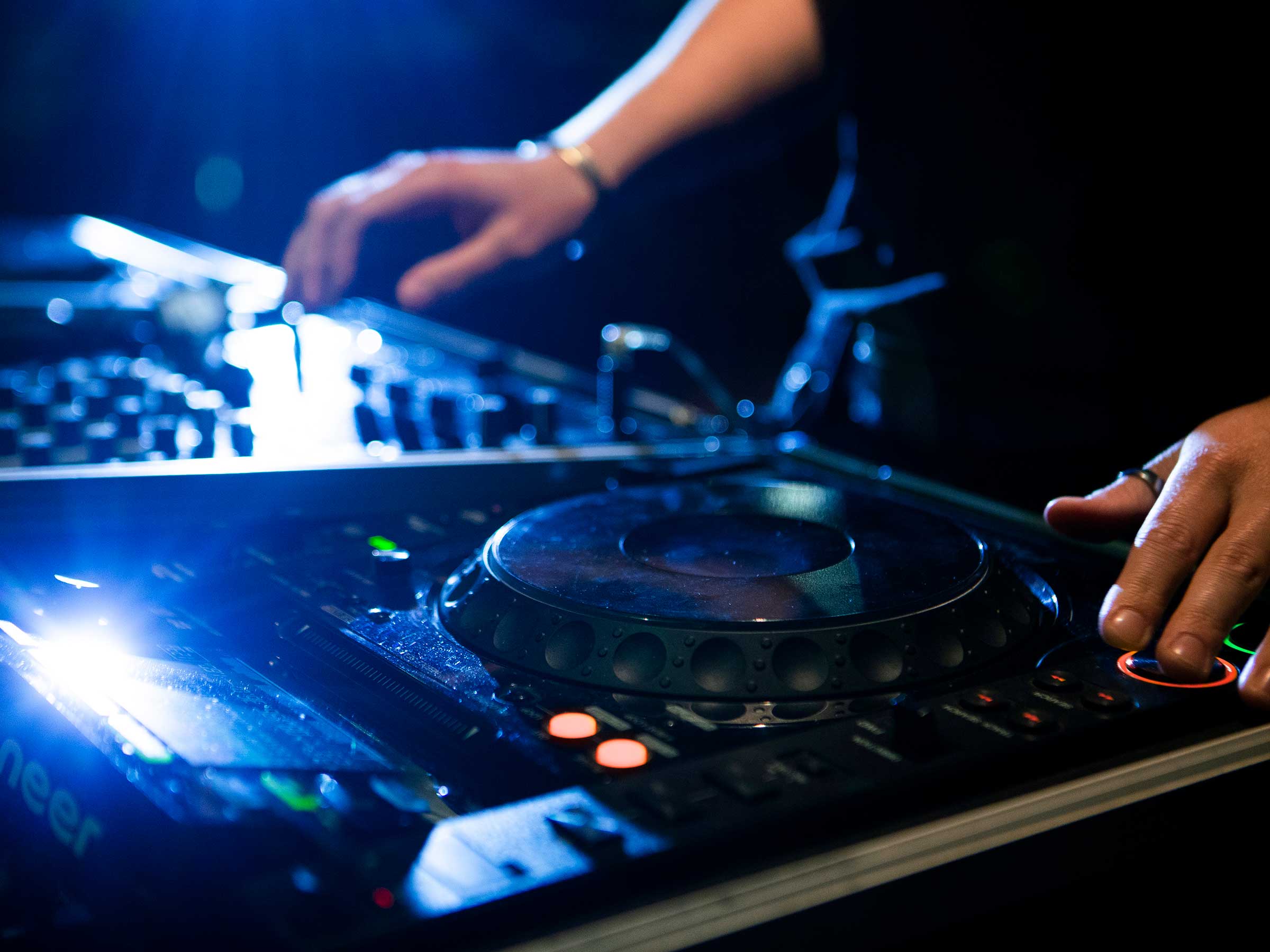 Self Titled Arenamusic Brand Identity Photography 07